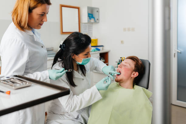 Best Emergency Tooth Extraction in Moorhead, MN